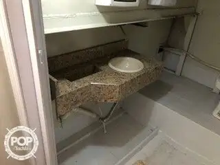 Kapal bekalan untuk dijual