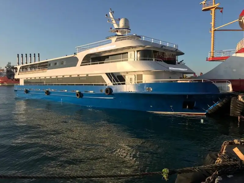 Kapal pelayaran untuk dijual