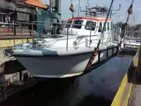 Kapal tinjauan untuk jualan