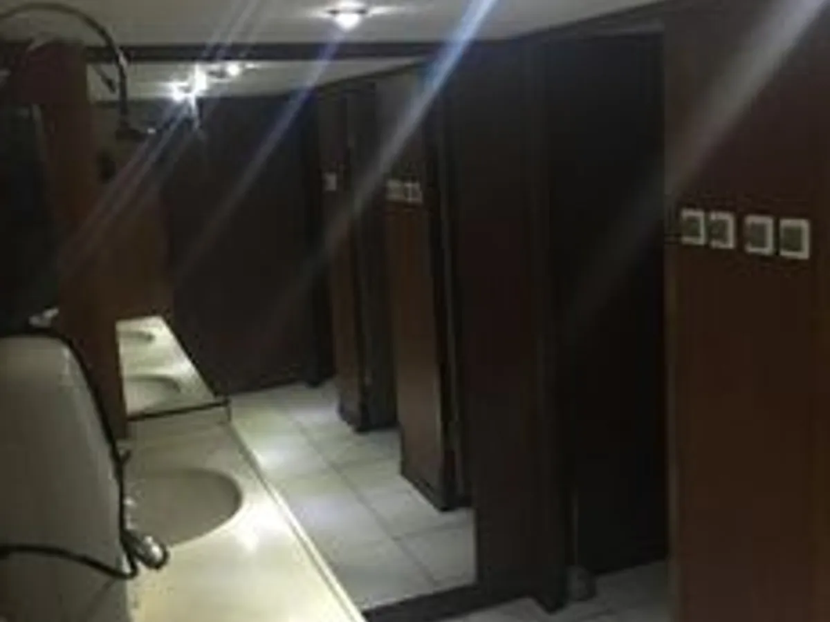 Kapal penumpang untuk dijual