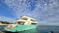 Kapal pelayaran untuk dijual