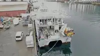 Kapal penumpang untuk dijual