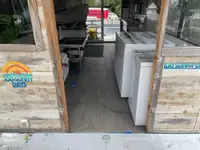 Katamaran untuk jualan