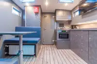 Kapal tinjauan untuk dijual