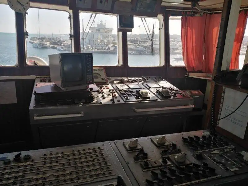 Kapal tunda untuk dijual