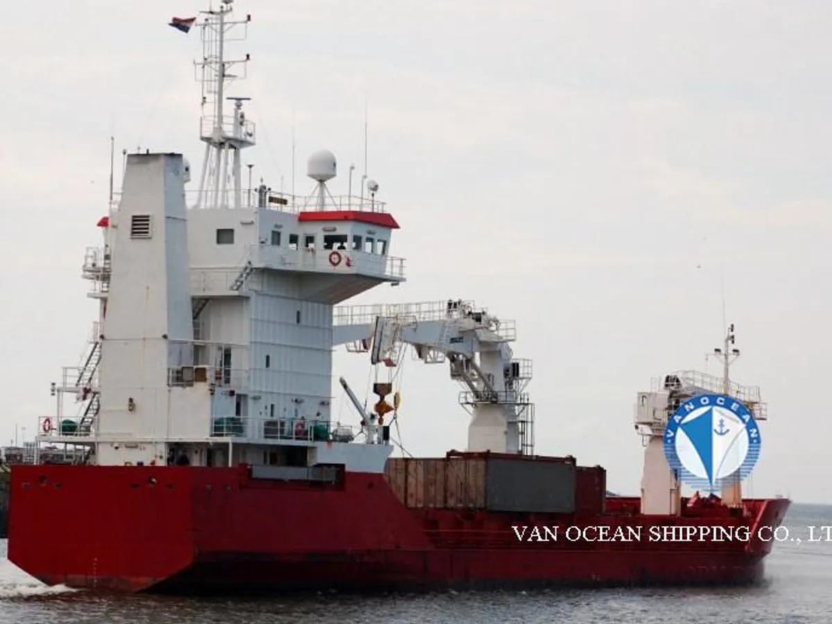 Kapal peti sejuk untuk dijual
