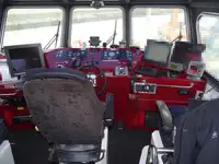 Kapal anak kapal untuk dijual