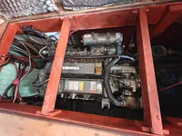 Kapal kerja untuk dijual