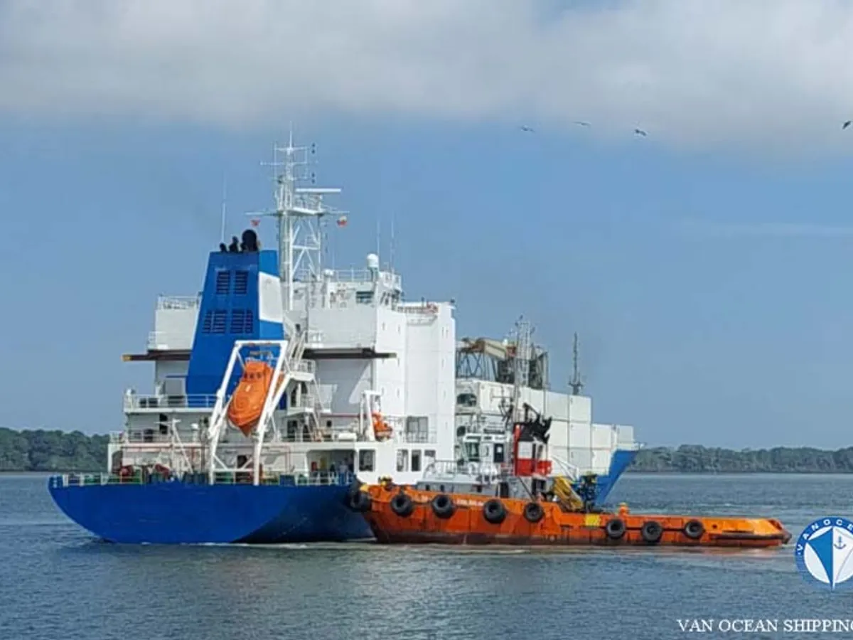 Kapal peti sejuk untuk dijual