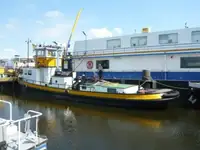 Kapal tunda untuk dijual