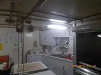Kapal anak kapal untuk dijual