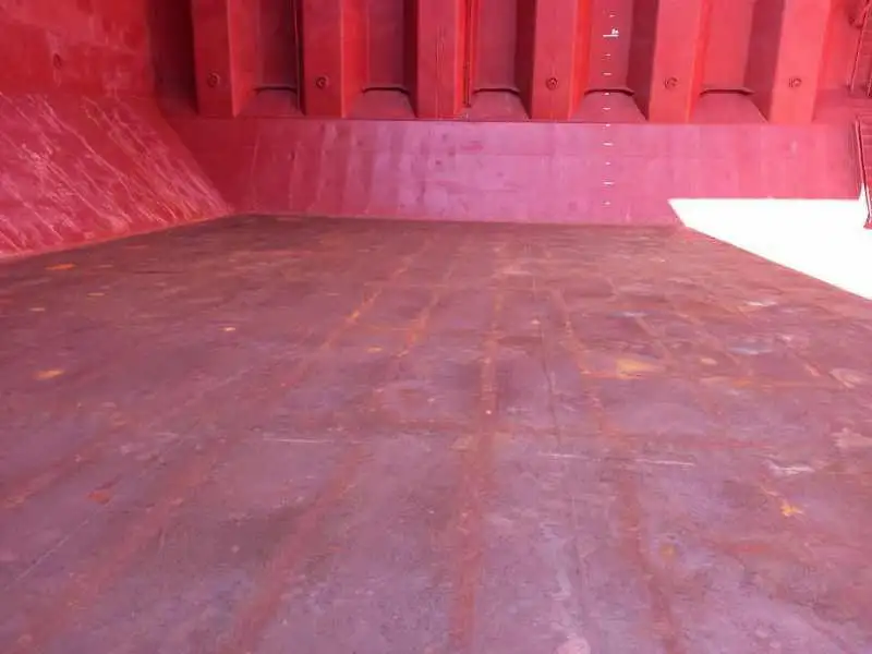 Kapal pengangkut pukal untuk dijual