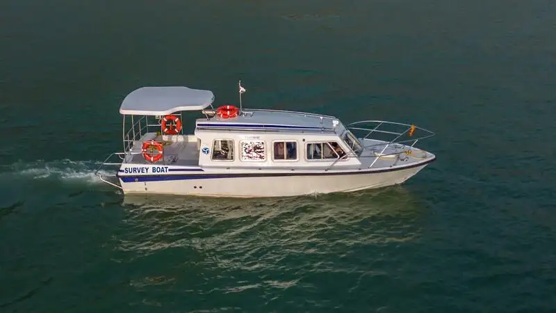 Kapal pelayaran untuk dijual