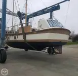 Kapal pelayaran untuk dijual
