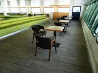 Kapal feri untuk jualan