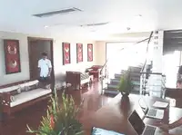 Kapal pelayaran untuk dijual