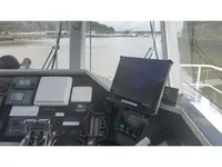 Kapal anak kapal untuk dijual