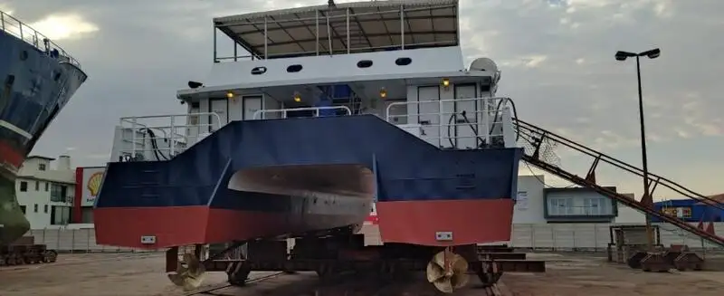 Kapal feri untuk dijual