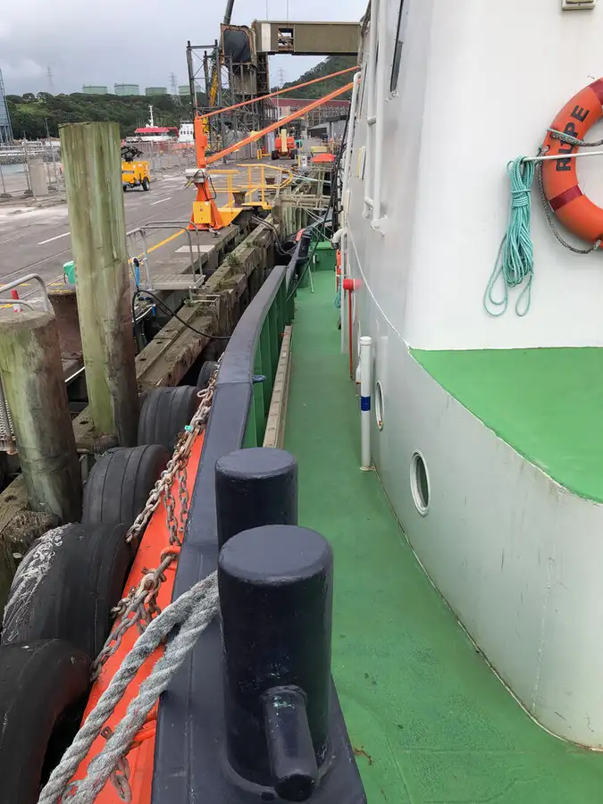 Kapal tunda untuk dijual