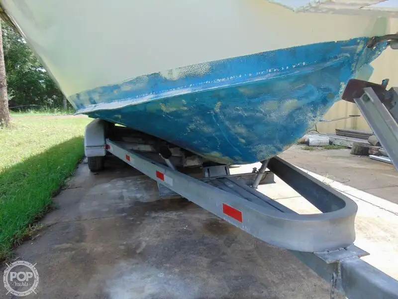 Kapal rondaan untuk dijual