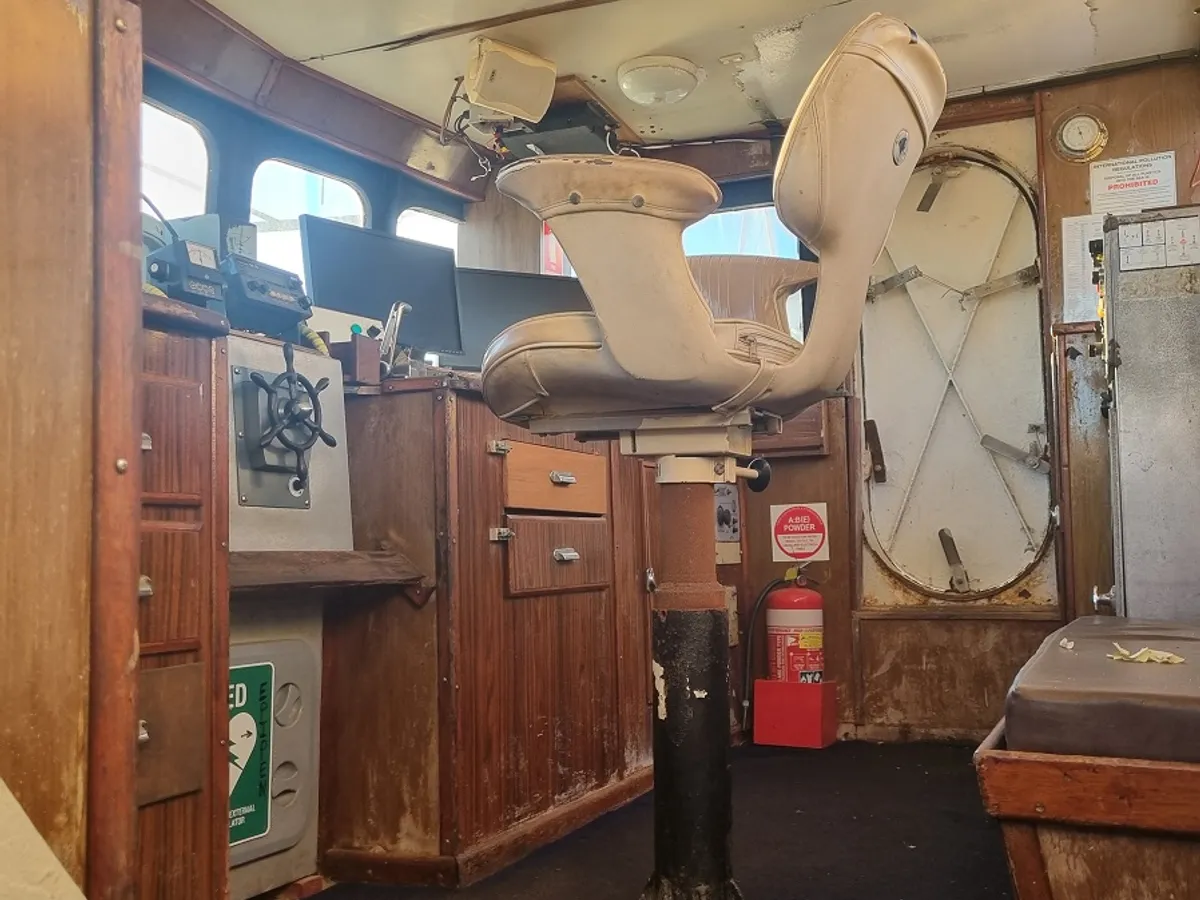 Kapal pukat untuk dijual