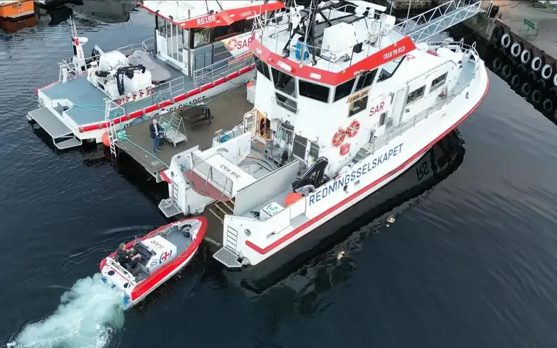 Kapal tunda untuk dijual