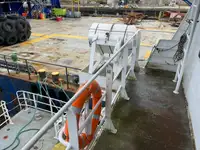 Kapal kontena untuk dijual