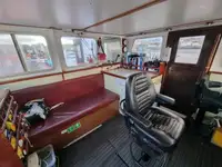 Kapal pelayaran untuk dijual