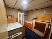 Kapal kerja untuk dijual