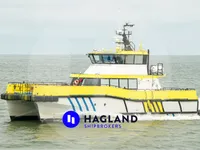 Kapal anak kapal untuk dijual