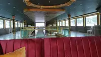 Kapal penumpang untuk dijual
