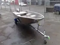Tongkang untuk jualan