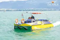 Kapal feri untuk dijual