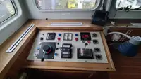 Kapal bekalan untuk dijual