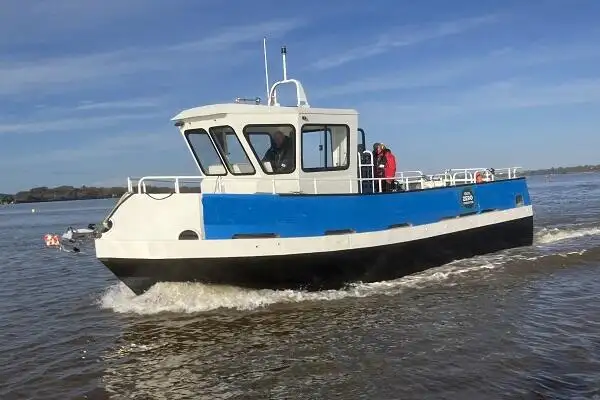 Kapal kerja untuk dijual