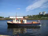 Kapal penumpang untuk dijual