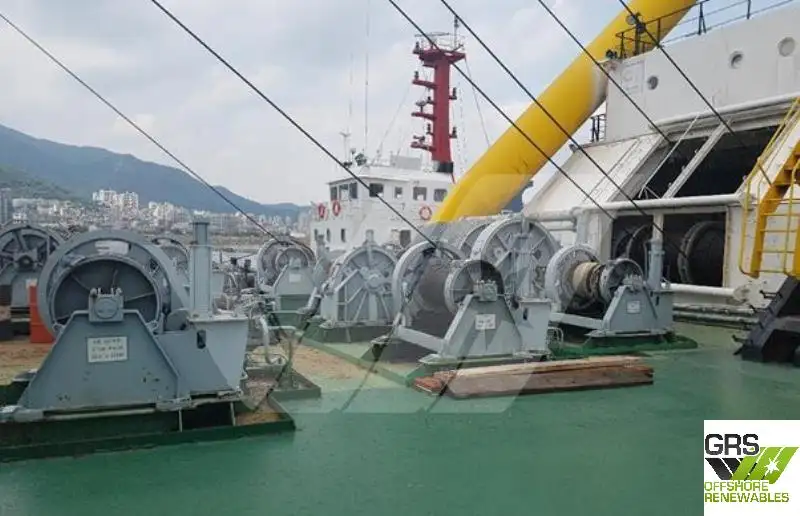 Kapal kren untuk dijual