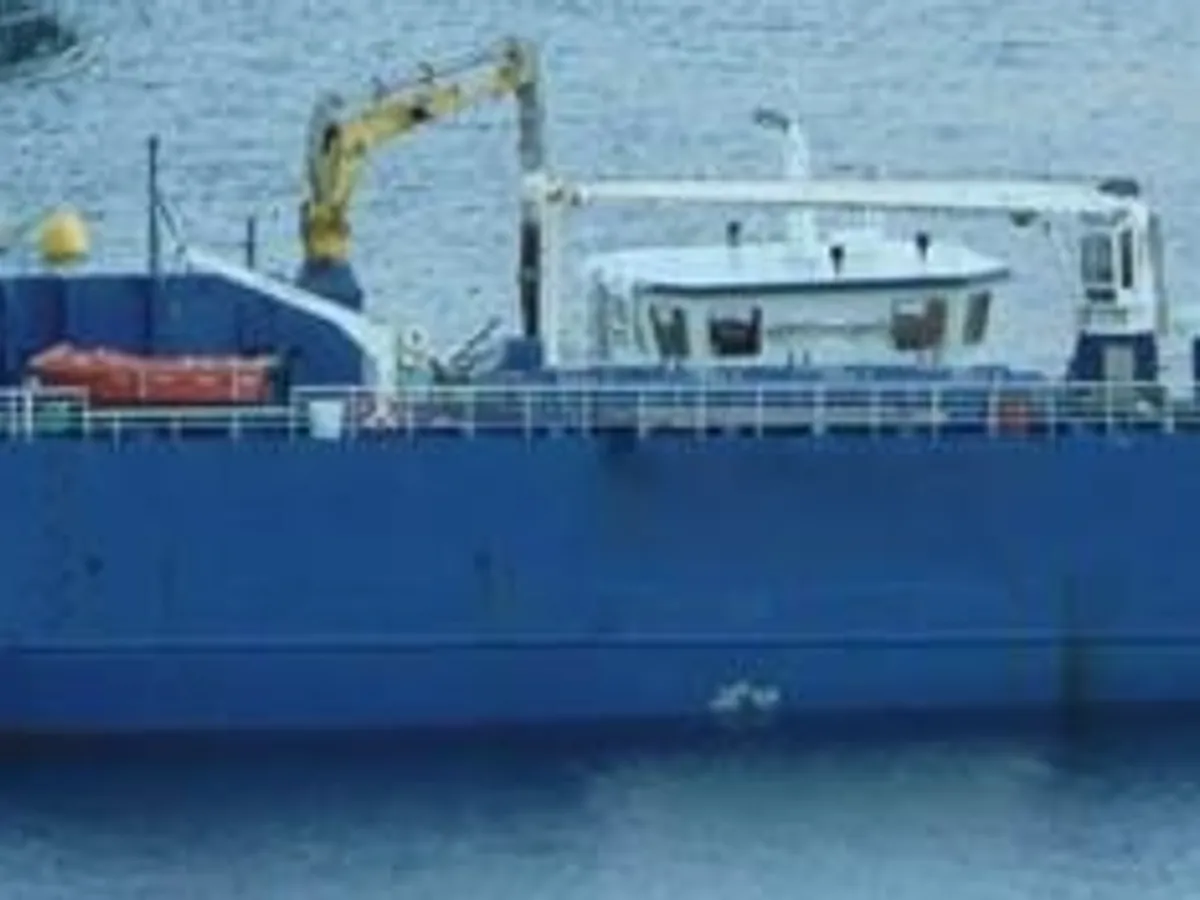 Kapal peti sejuk untuk dijual