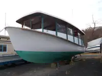 Kapal feri untuk dijual