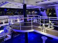 Kapal penumpang untuk dijual