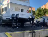 Kapal penumpang untuk dijual