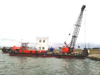Kapal kren untuk dijual