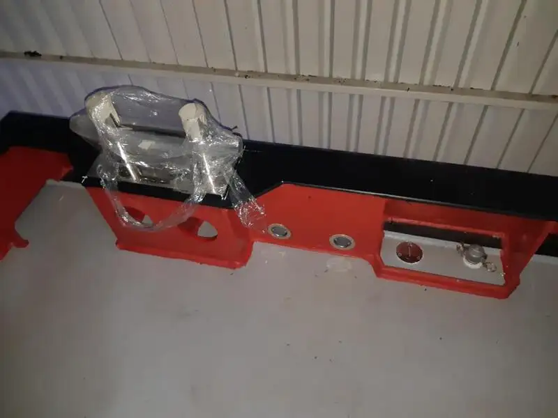 Kapal kerja untuk dijual