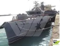 Kapal anak kapal untuk dijual