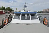 Kapal pelayaran untuk dijual