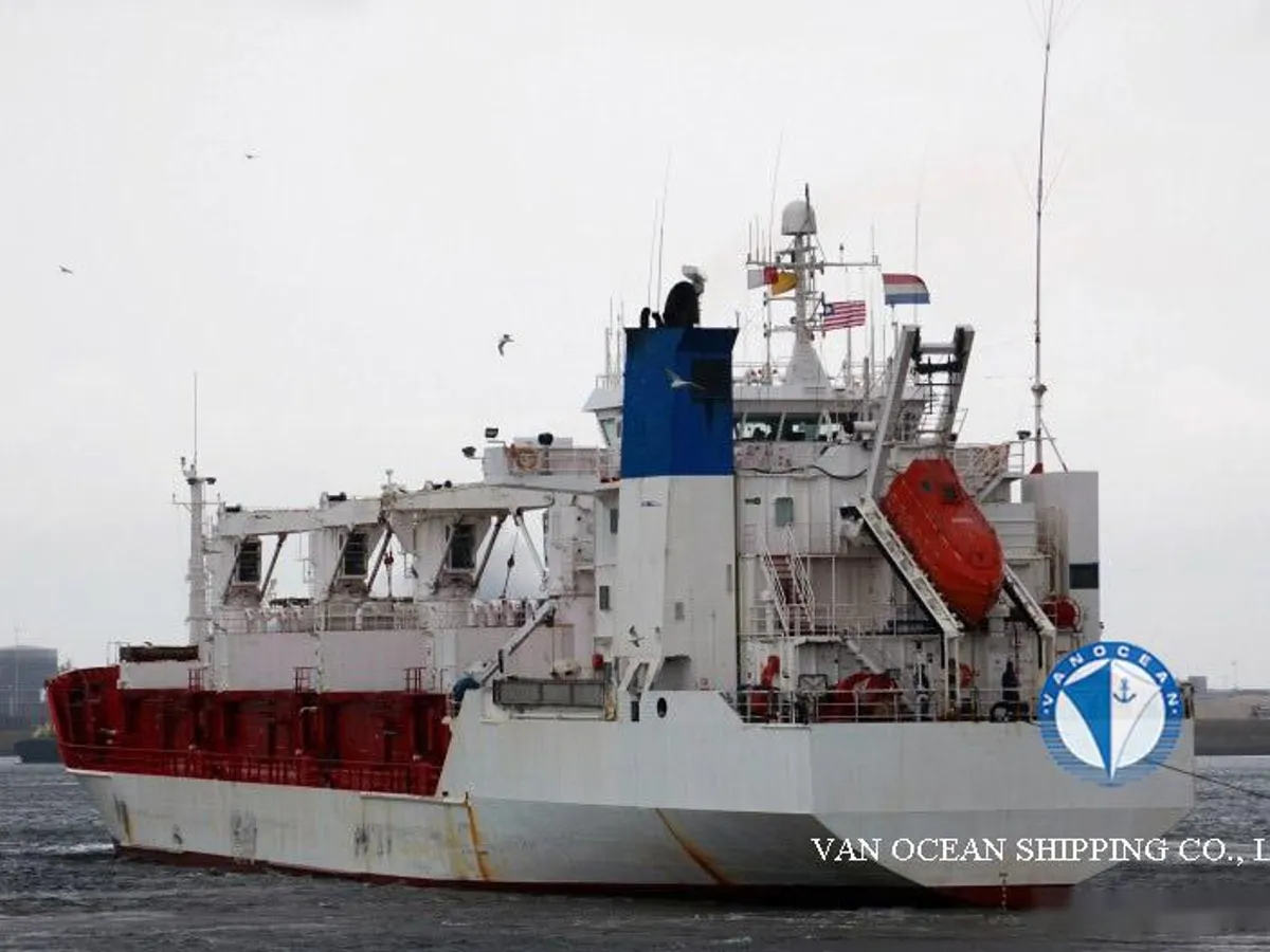 Kapal peti sejuk untuk dijual