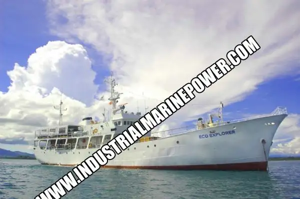 Kapal pelayaran untuk dijual