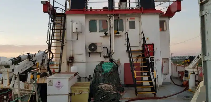 Kapal peti sejuk untuk dijual