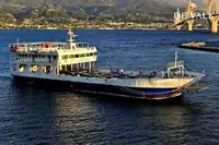 Kapal feri untuk dijual