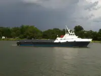 Tongkang untuk jualan